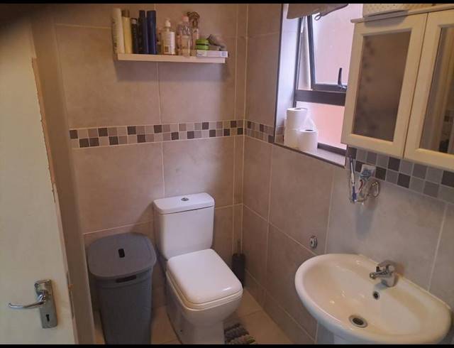 2 BEDROOM COMPLEX FOR SALE IN SUNNYROCK